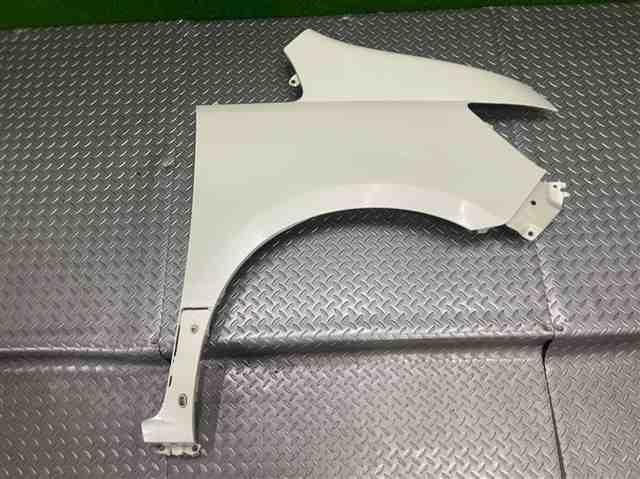 ニッサン セレナ CNC25 フェンダーパネル 右 運転席側 QX1 63100-1GK8A拍卖