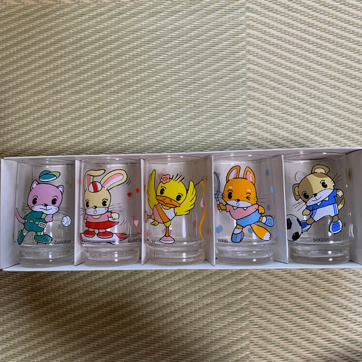 即決!昭和レトロ ファンシー 当時物★動物 イラスト コップ5個セット★アニマル柄★ガラス製のコップ★タンブラー拍卖