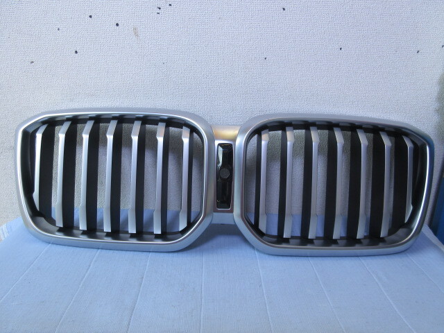 ② BMW X4 グリル G02 10627111 / 40505404DE拍卖