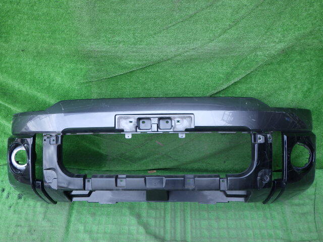 CV1W CV2W CV4W CV5W 前期 デリカD:5 純正フロントバンパー D5 グレー/黒ツートン 6400F818ZZ拍卖