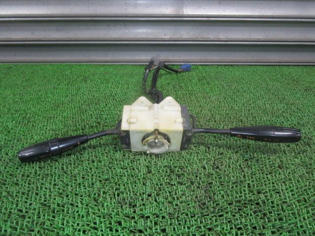 日野大型車 スーパードルフィンプロフィア KC-FS3FKC ディマースイッチ 84040-2082 TTT /40827拍卖