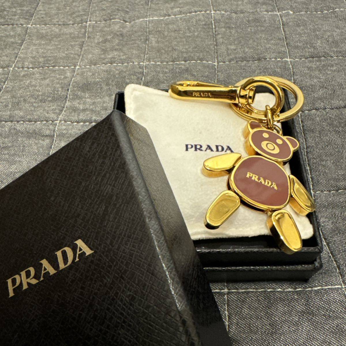 PRADA プラダ ロゴ 熊 クマ ベア キーホルダー チャーム ゴールド キーチャーム拍卖