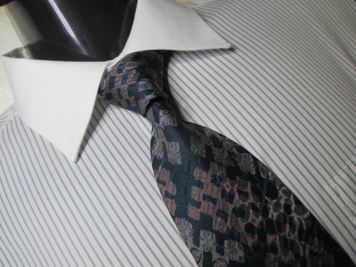 ◇カルロスファルチ Carlos falchi ◇ネクタイ◇中古品◇その他の柄・-色系◇第31弾ブランドがいっぱい◇31-138◇拍卖