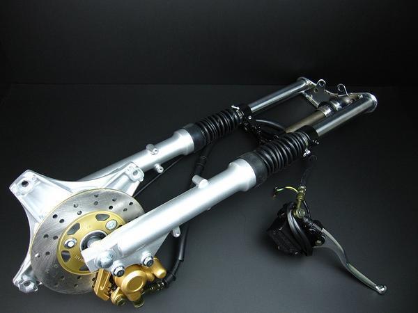 DAX ダックス ディスクブレーキ仕様フロントフォーク 31パイ 31mm拍卖