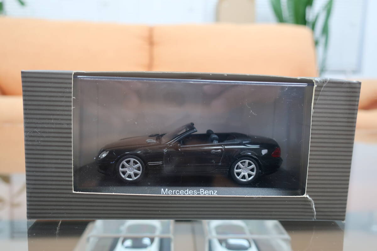 メルセデス・ベンツ特注 1/43 メルセデス・ベンツ SL パッケージ破損の為格安出品拍卖