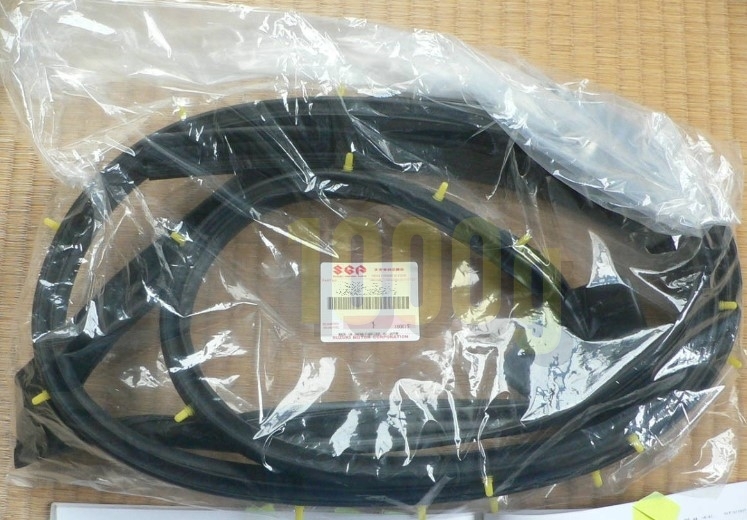 【スズキ純正新品】SUZUKI 未使用品 ★超希少品★ カプチーノ ドアウェザーストリップ 左側 EA11R RA21R 1992/3-1997/8 助手席側拍卖