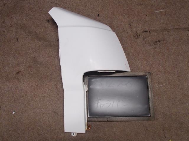 キャラバン  VWME25 フロント右フェンダー QM1 61260-VW000拍卖