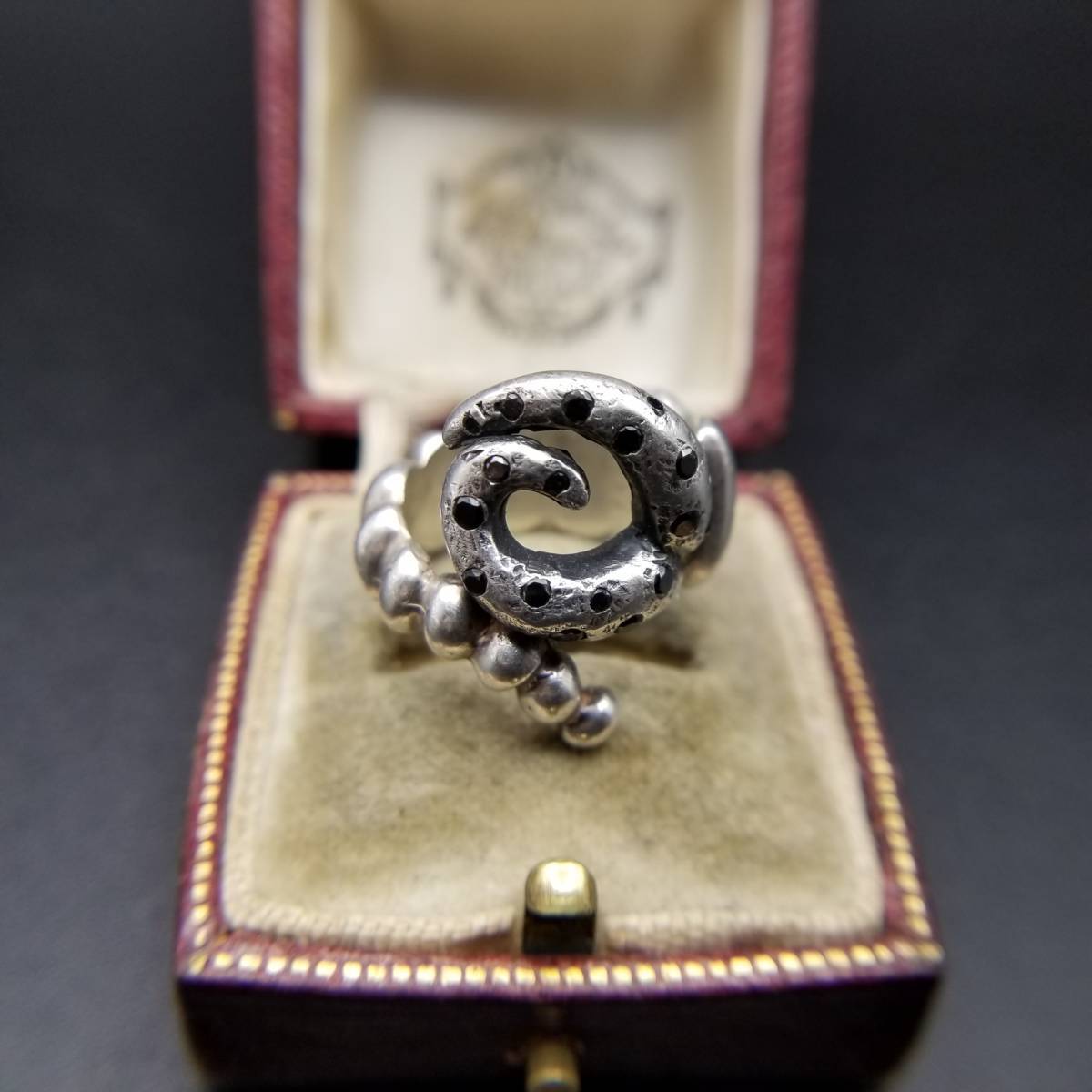 シルバー 渦 回転 デザイン プラックストーン ラウンド ラップリング ユニーク ヴィンテージ リング 指輪 ジュエリー 11.7g Y13-M拍卖