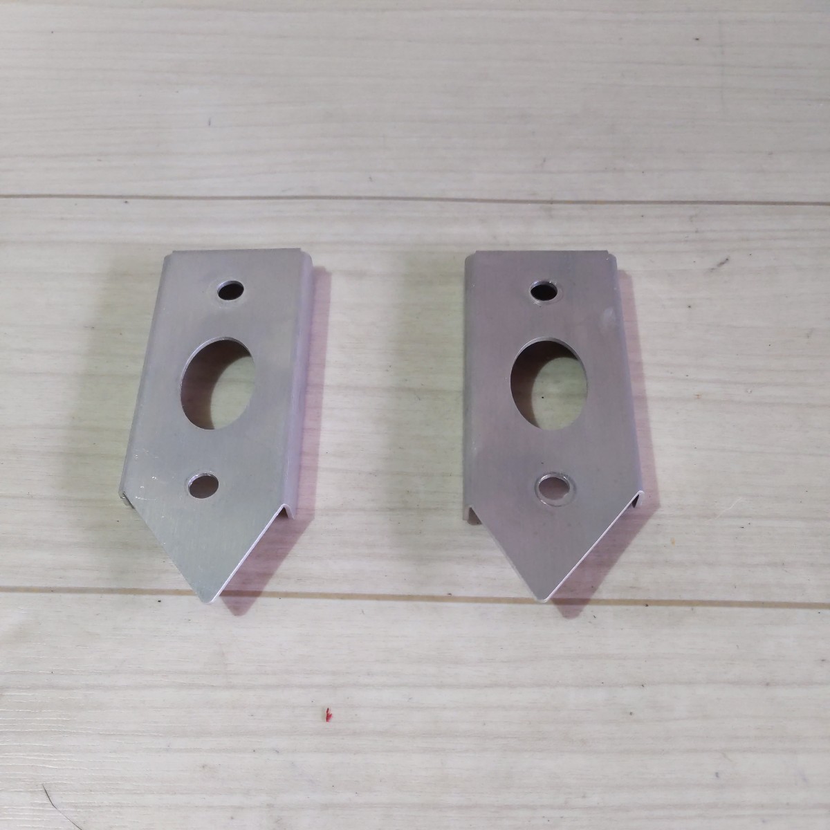 c813 バイク用 パーツ 2個セット 送料込み 適合車種不明 使用箇所不明 拍卖