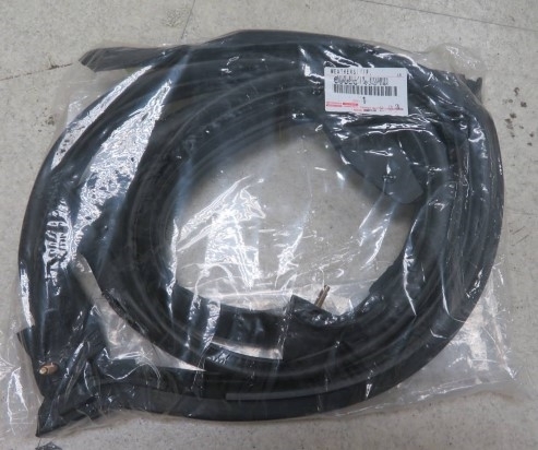 【トヨタ純正新品】TOYOTA 未使用品 ★超希少品★ MR2 AW11 Tバールーフ ウェザーストリップ 左側 助手席側 水漏れ修理に拍卖