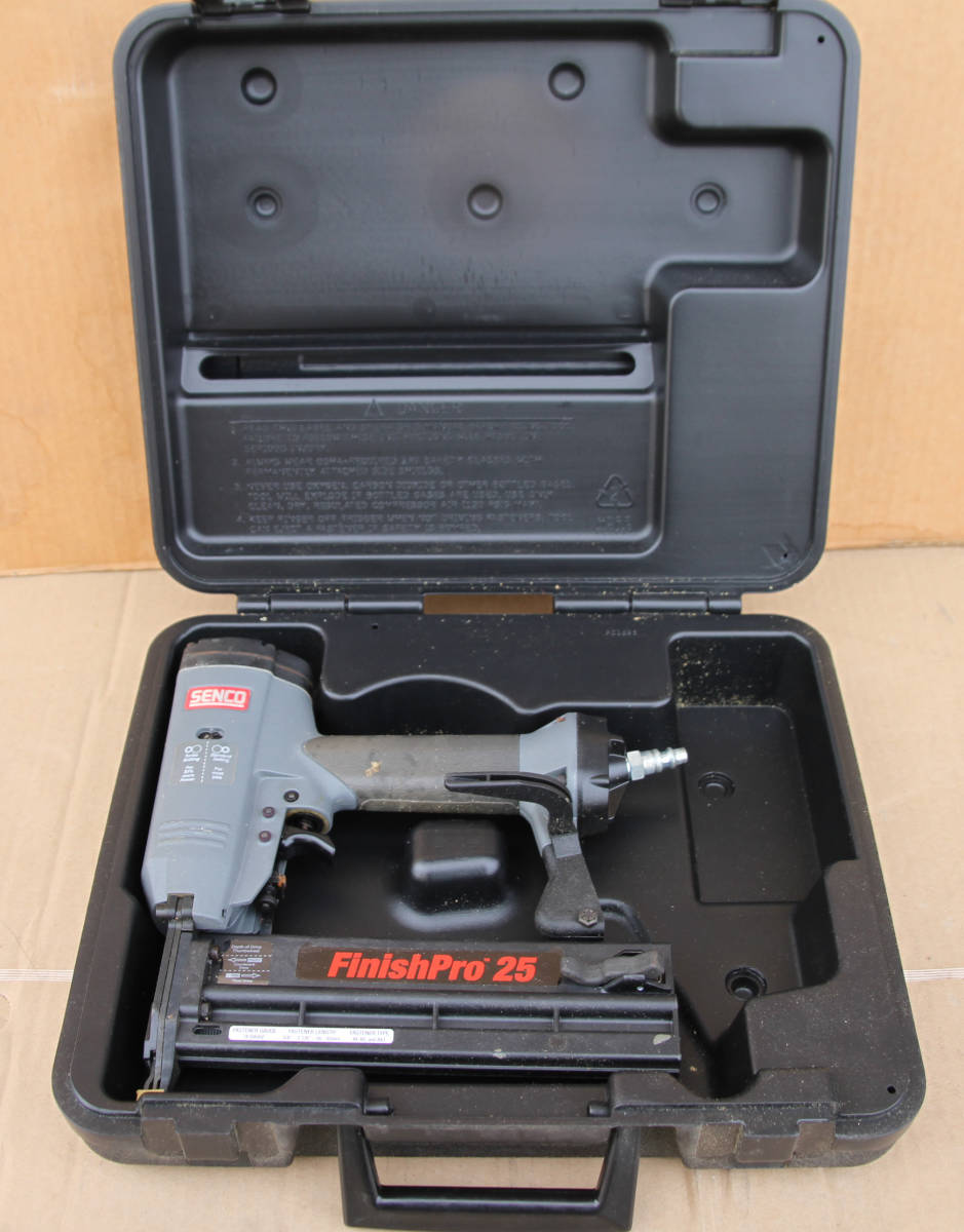 SENCO FinishPro25 専用ケース付き エアタッカー アメリカ製拍卖