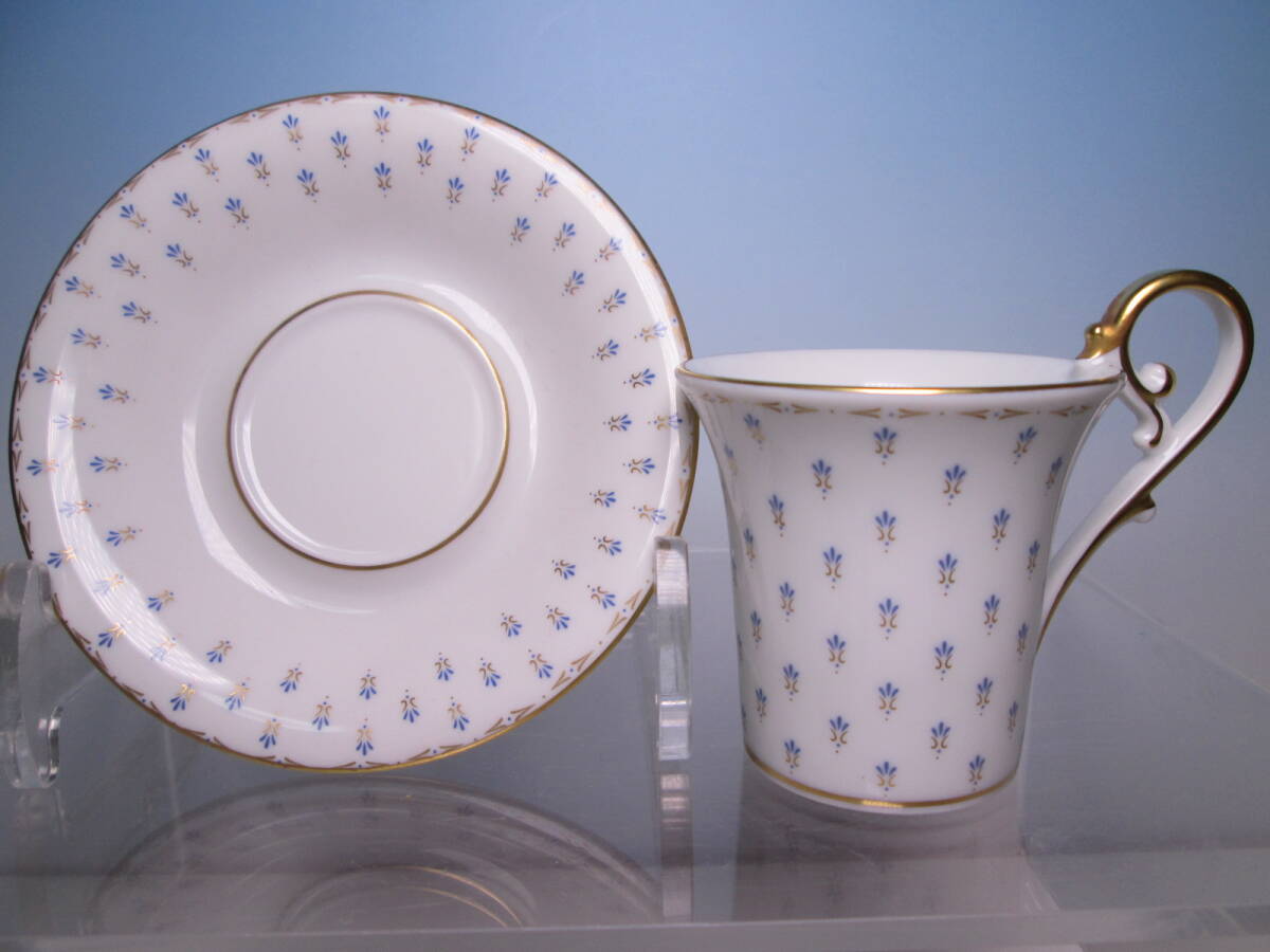 ☆ヨーロッパの名窯コレクション・KAISER linderhof カイザー 金彩カップ&ソーサー 箱無拍卖