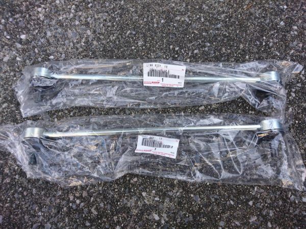【未使用 トヨタ 純正】ヴィッツ KSP/NSP/NCP130系 P90系 フロントスタビライザーリンク 左右セット拍卖