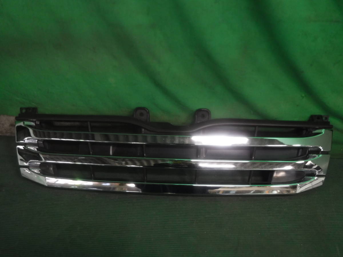 《個人宅発送不可》◆◆ トヨタ ハイエース 200系 純正 グリル メッキ モデリスタバージョン? ◆◆拍卖