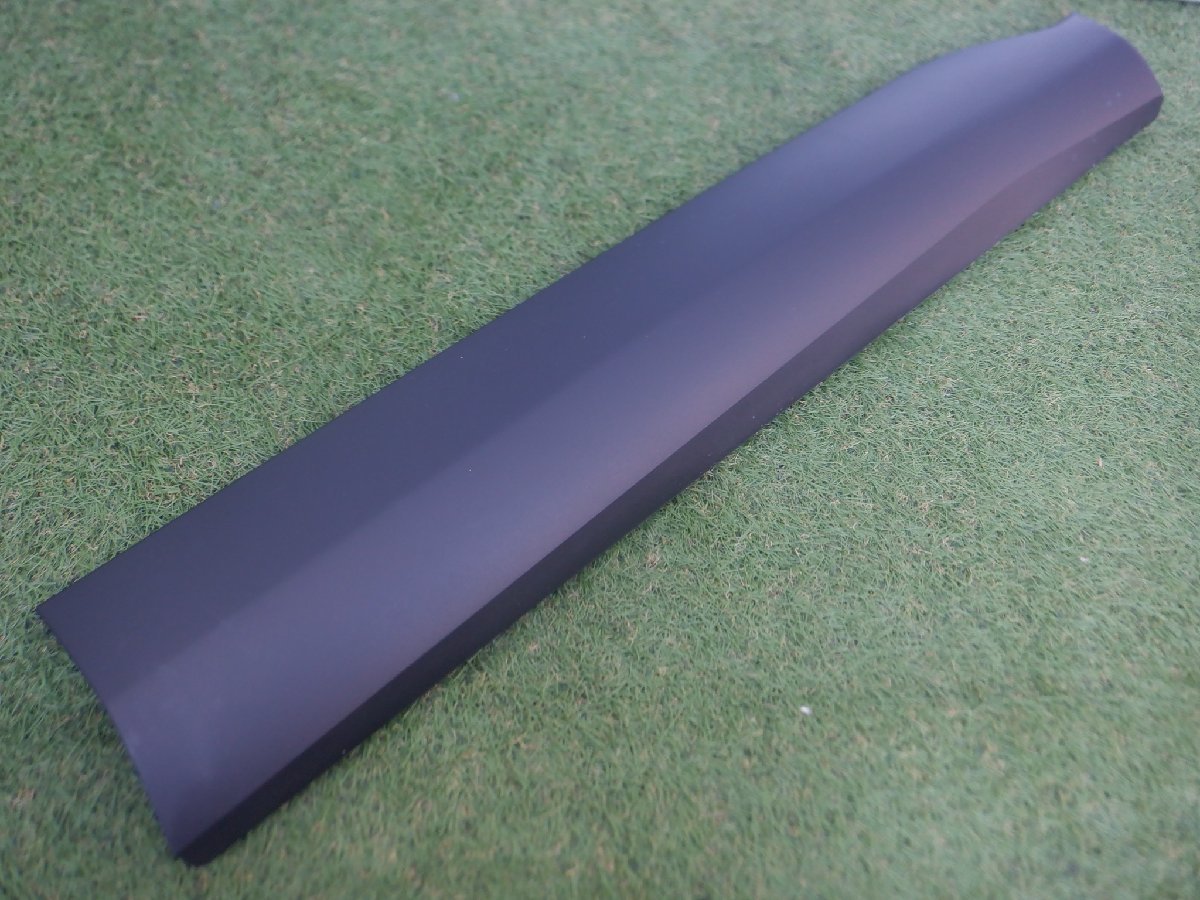 新車外し品 トヨタ純正 ZSG10 ZVG11 ZVG15 カローラクロス サイドステップ ドアパネル プロテクター フロント右側 75731-16820 75073-16010拍卖