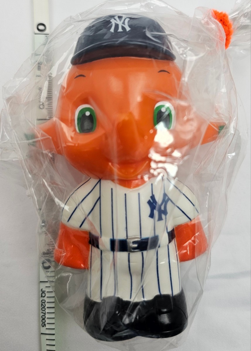 佐藤製薬 サトちゃん ニューヨークヤンキースコラボ 貯金箱拍卖
