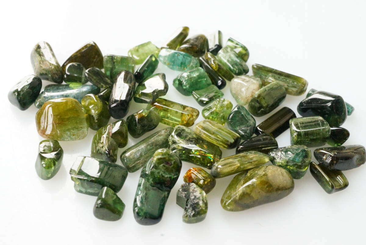 希少価値の高い原石35年前の未使用在庫品!天然上質希少グリーントルマリン原石透明度あり合計120ct拍卖