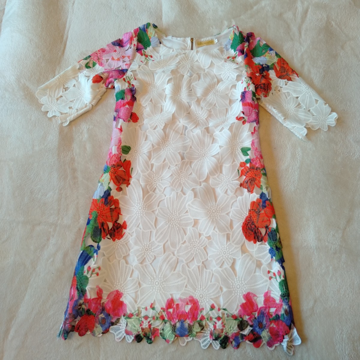 む211 花柄 レース ワンピース サイズL 素材不明 膝丈 白 洋服拍卖