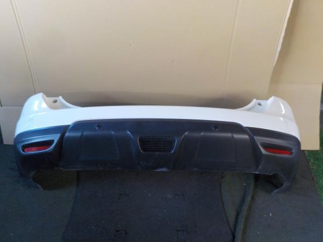 エクストレイル NT32 リアバンパー QAB/パールホワイト【個人宅宛発送不可】拍卖