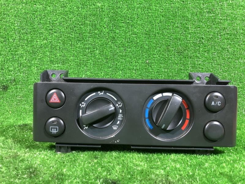 SUZUKI スズキ エブリー エアコンコントロールパネル エアコン スイッチパネル EBD-DA64V A/C CONTROL PANEL ID:2500拍卖