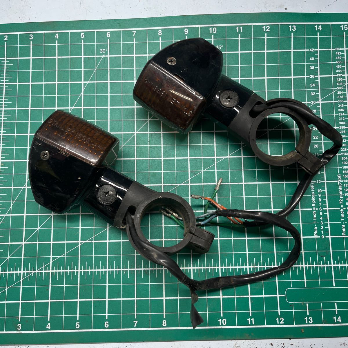 (ら) HONDA ホンダ CBR400F ?ウインカー ライト ランプ 2個セット スタンレー 1666拍卖