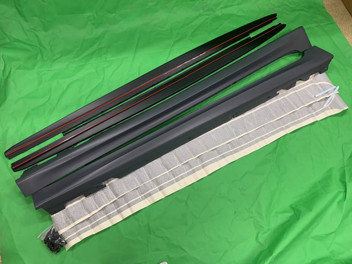 【新品】社外 BMW 5シリーズ G30 G31 Mパフォーマンス サイドスカート ロッカーパネルカバーセット Y0135拍卖