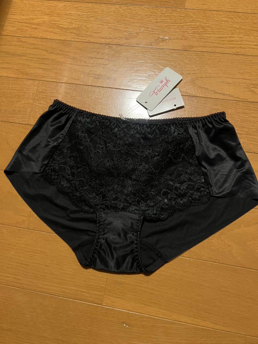 triumph トリンプ 天使のブラスリムライン542 ショーツ黒色 新品未使用です。 Mヒップハング。拍卖