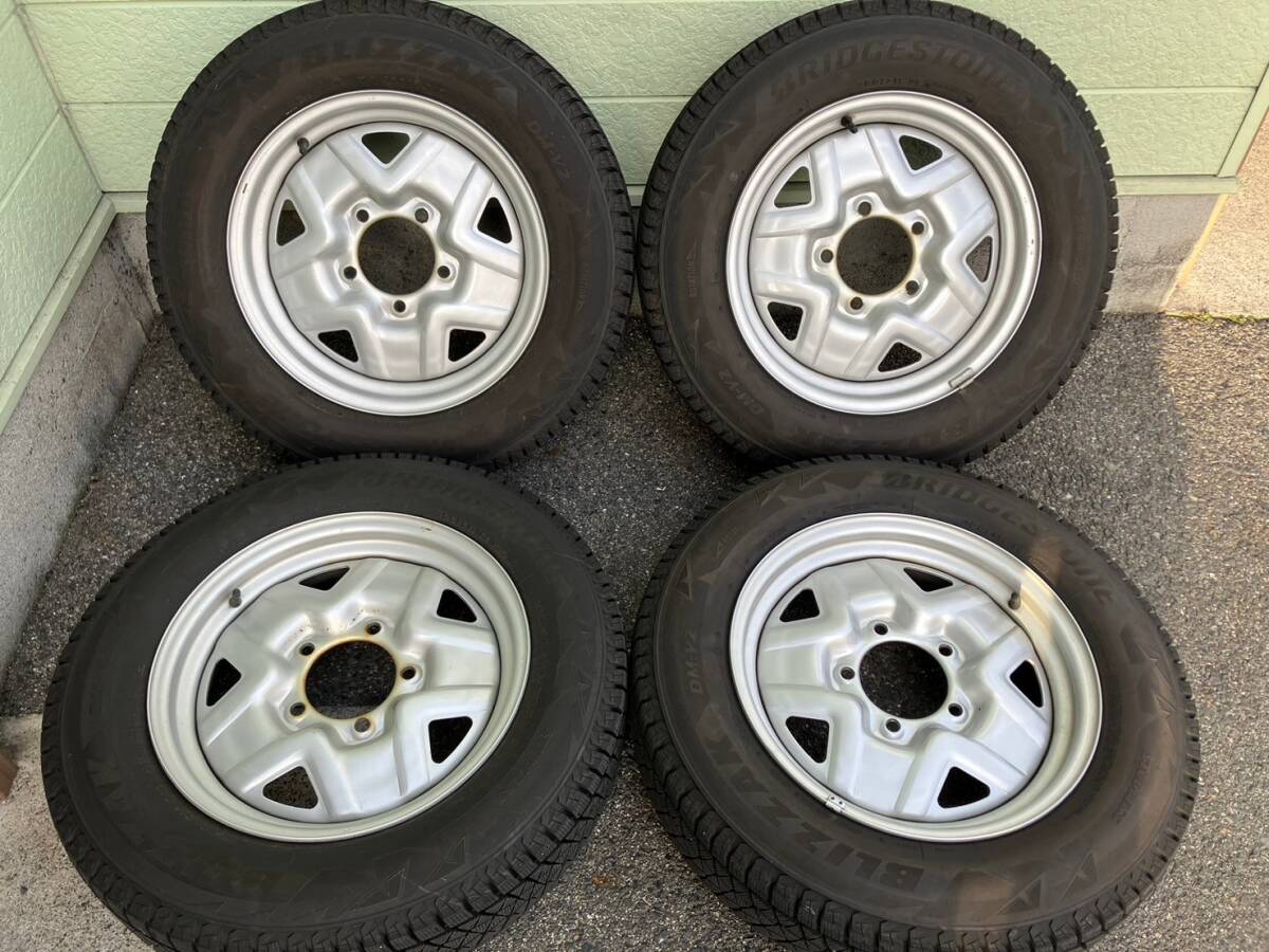 ☆ジムニー ブリザックDM-V2 スタッドレスタイヤ 4本セット 溝有り 175/80R16 ブリジストン ジムニー純正ホイール☆拍卖