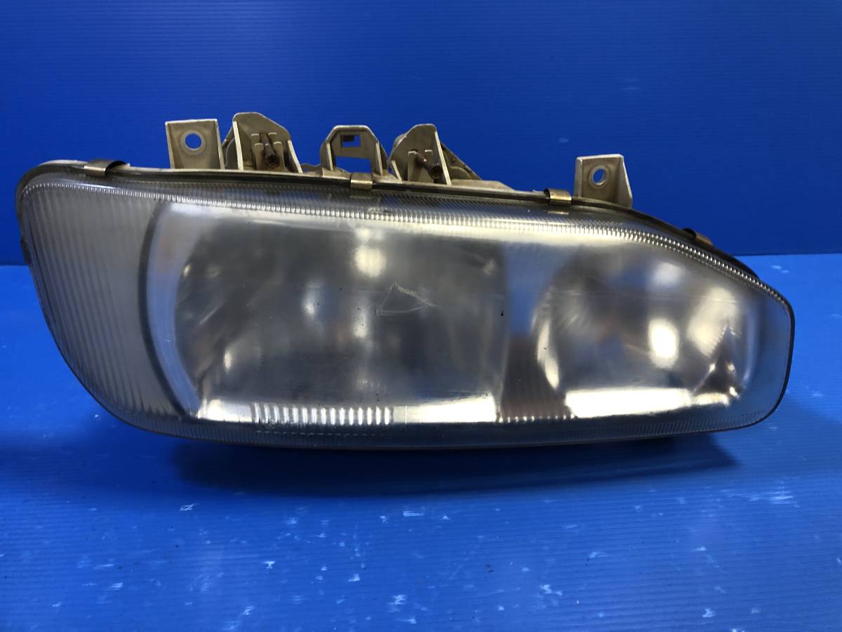12078m 日産 UD トラックス クオン 純正 HID ヘッドライト 右 右側 運転席側 KOITO 100-25740 バラスト無し拍卖
