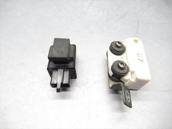 G1R6-0126 ヤマハ セロー250 実動 ウインカー リレー 【DG17J-004*** 2010年モデル 動画有】拍卖