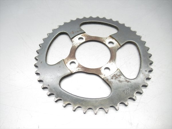 H1R6-0214 ホンダ スーパーカブ50 カスタム リアスプロケット ドリブンスプロケット 42丁 【AA01-174~ Fi車 4速セル付 動画有】拍卖