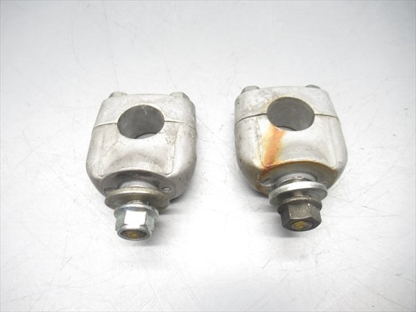 H1R6-0219 ホンダ フュージョンX ハンドルクランプ ホルダー 純正品 【MF02-2204*** 2005年式 動画有】拍卖