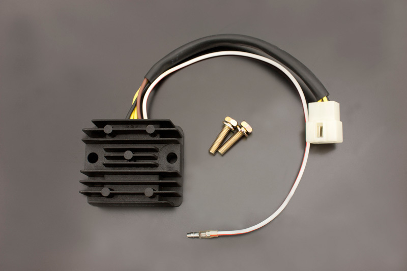 【PMC.Inc】 高性能ICレギュレター E1-E3【Z400FX】 (194-4081)拍卖