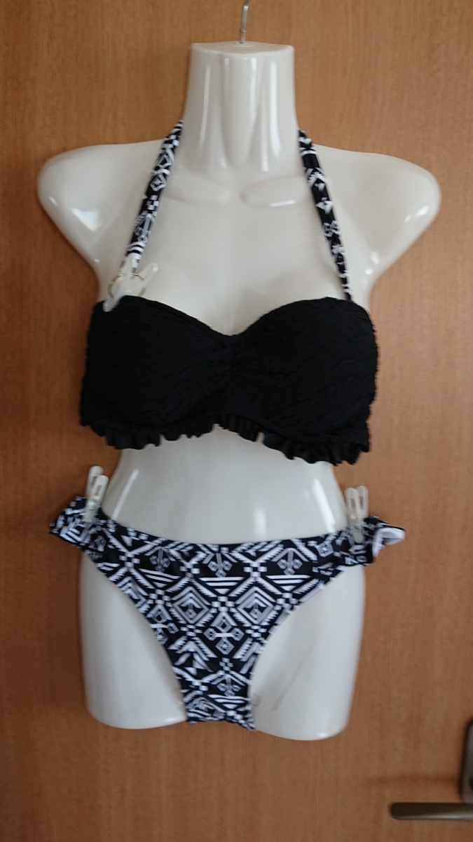 ☆訳あり☆黒×白☆フリルMIX☆ワイヤー入りビキニ2点セット☆サイズL☆拍卖