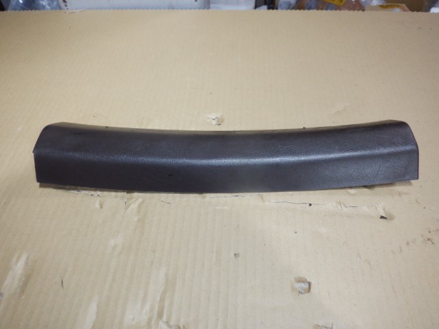 ビッグホーン いすゞ イスズ BIGHORN UBS69GW 純正 クォーターピラートリム 44242/A3拍卖