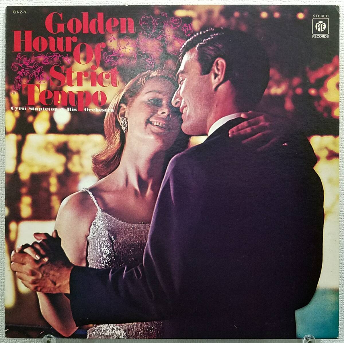 送料920円~ヴィンテージ品ダンス音楽で一時間/シリル・ステイプルトン・オーケストラGolden Hour Of Strict Tempo LPレコード26曲GH-2-Y拍卖