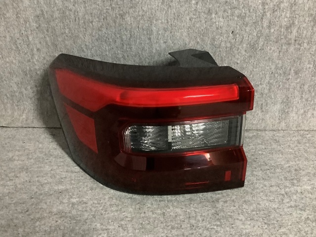 4604-Z1-4 ライズ A200A A210A テール レンズ LED 左 ☆拍卖