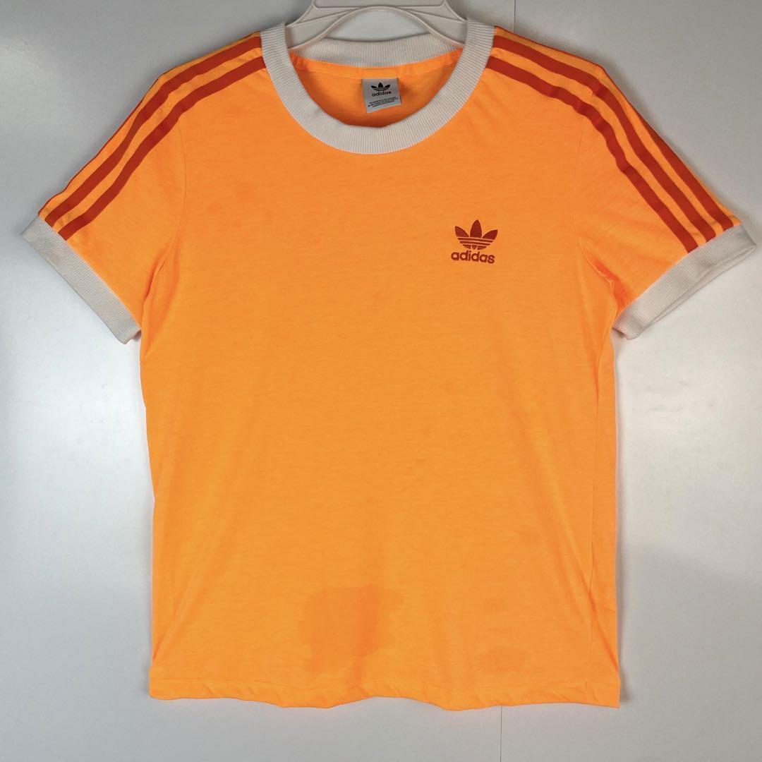 AdidasアディダストレフォイルロゴTシャツスリーストライプ ワンポイント拍卖