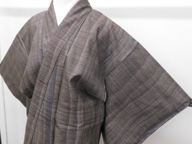 〔楽布特選〕P28076 本場泥大島紬袷 九マルキ 未使用仕立て上がり品 オークション t拍卖