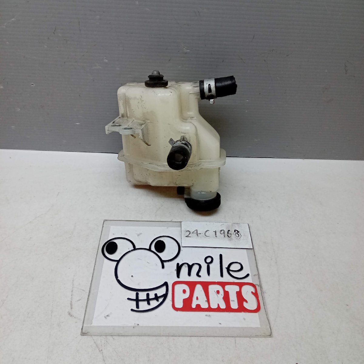 NHP10 アクア 純正 インバーター用リザーブタンク 2Z4-15-4/24C1968*同梱不可拍卖