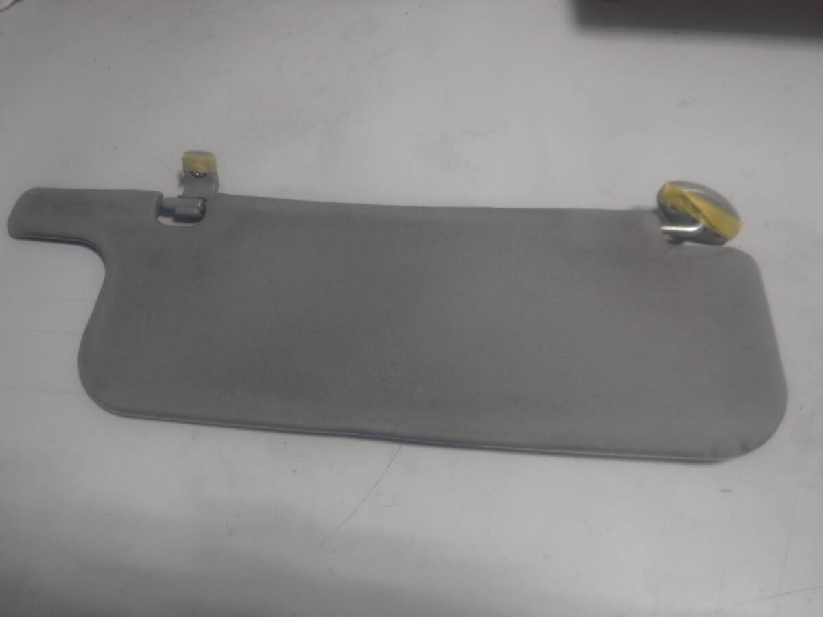 スバルsamberサンバーTT1トラックTT2軽トラ右サンバイザー運転席サンバイザー日除けEN07部品取り車あります拍卖