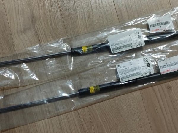 トヨタ 純正品 レクサス IS250/350 GSE2# IS F USE20 12/05~ トランクダンパー 左右セット拍卖
