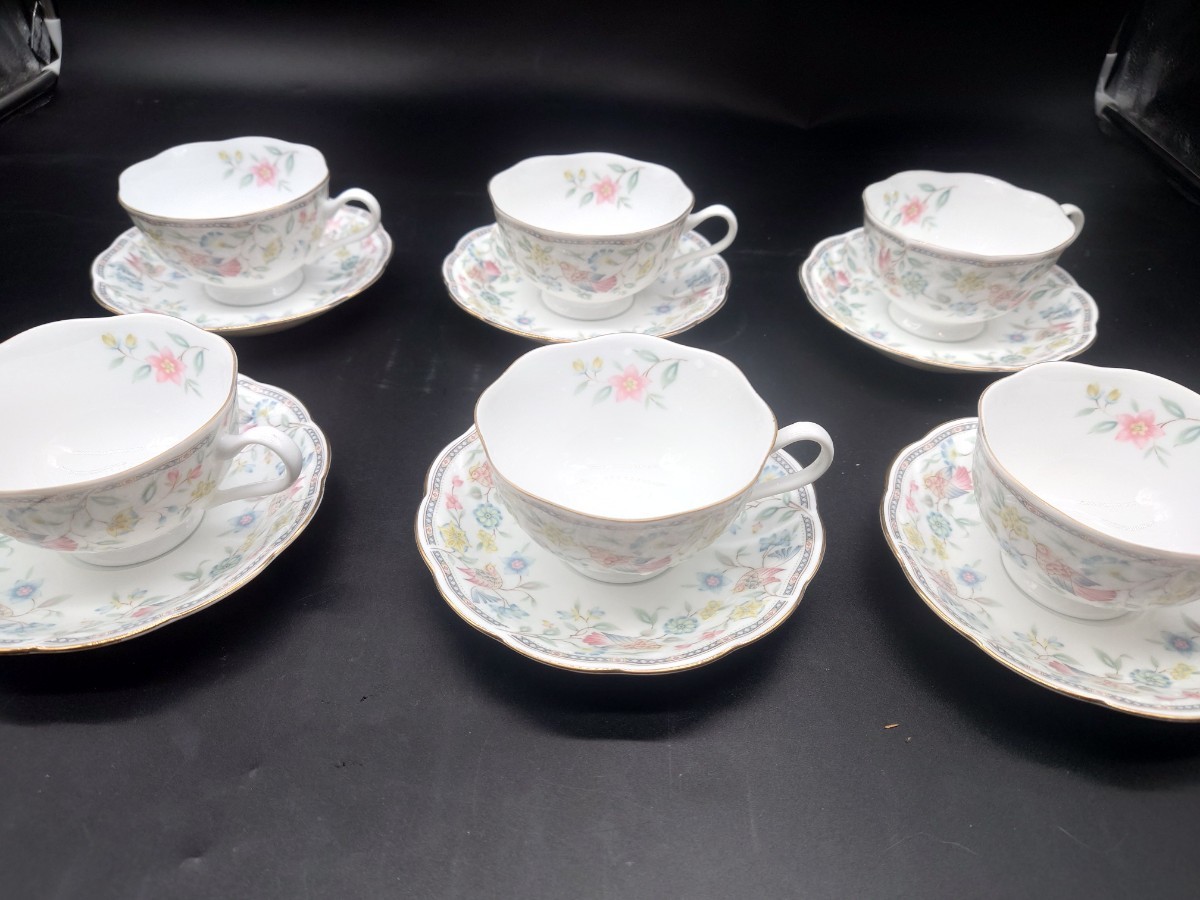 【 NARUMI ナルミ】レトロ 花柄 カップ ソーサー6客セット売り 中古 金彩 検 ロイヤルアルバート ROYAL ALBERT 食器 ティーカップ拍卖