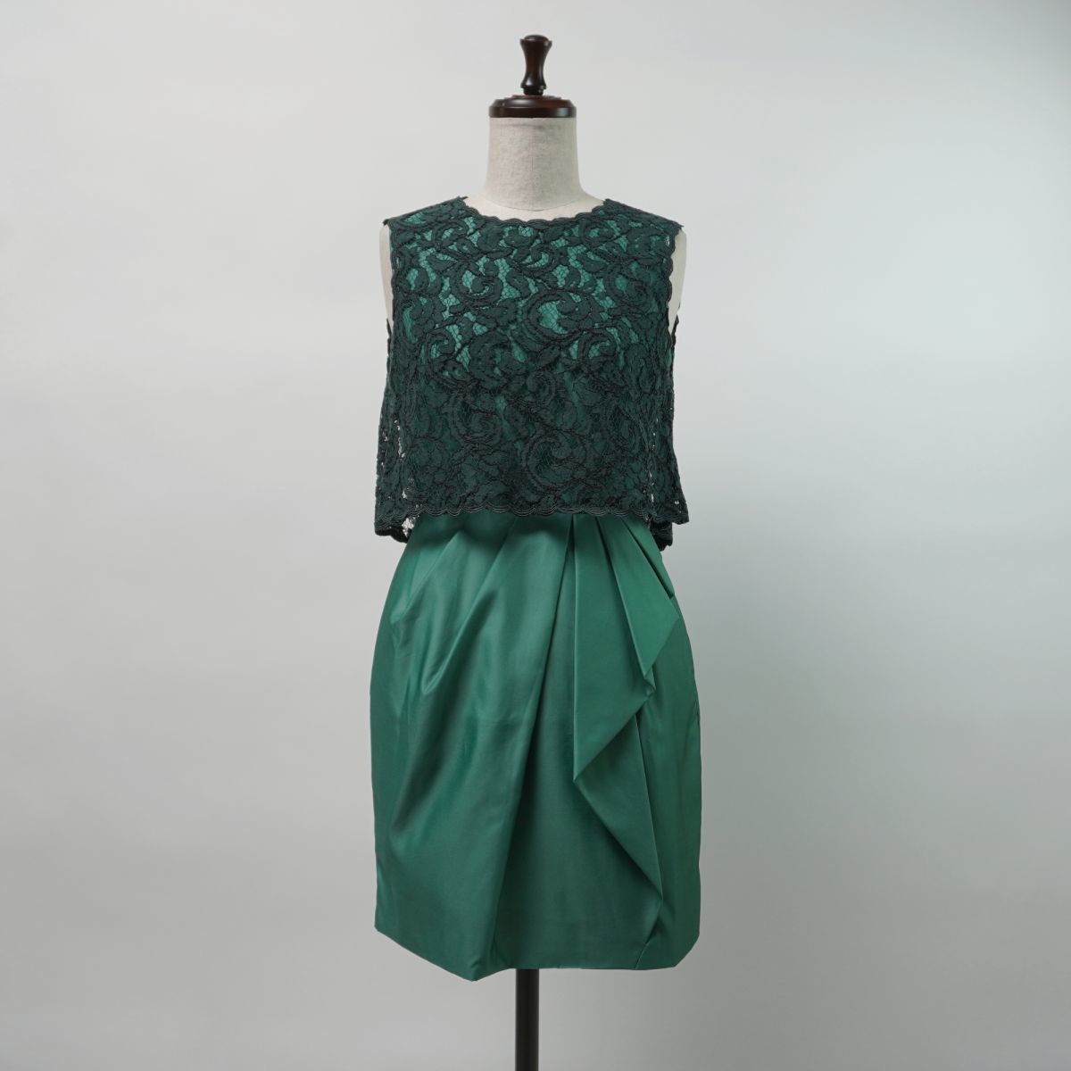 美品 Aimer Acret エメ ドレス レースワンピース ノースリーブ フロントデザイン フォーマル 膝丈 レディース グリーン サイズ9*LC1472拍卖
