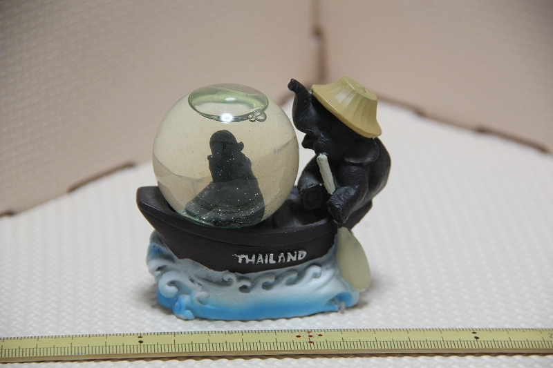 ガラス製 タイ水上マーケット スノードーム ウォーターグローブ 検索 Thailand ゾウ エレファント 観光 お土産拍卖