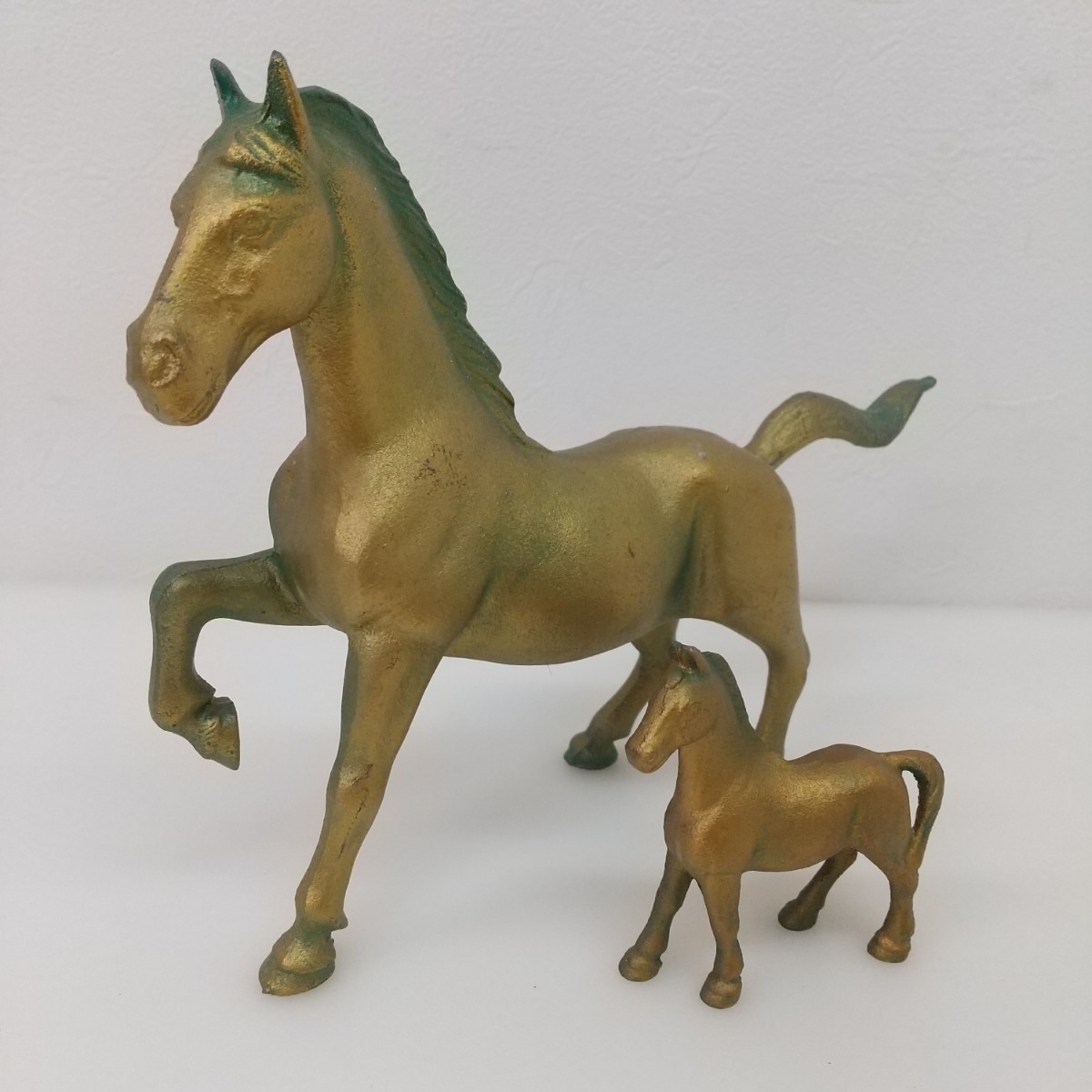 405 中古 置物 インテリア オブジェ 動物フィギュア 馬 親子 金属製 ゴールド 競馬 horse拍卖