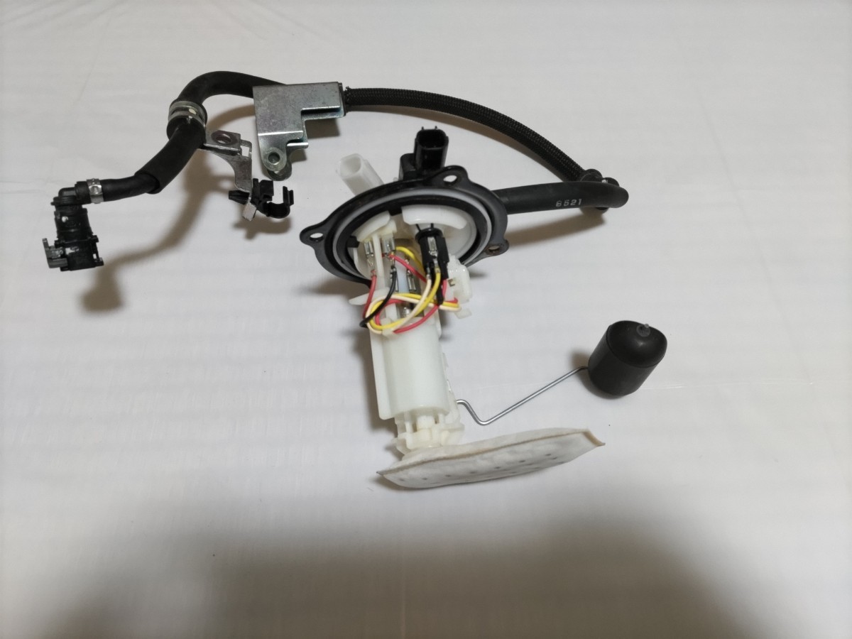 横浜発 シグナスX 4型 SEA5J 走行5453kmから取り外し 純正 燃料ポンプ 4型 SEA5J ヤマハ 動作確認済み拍卖