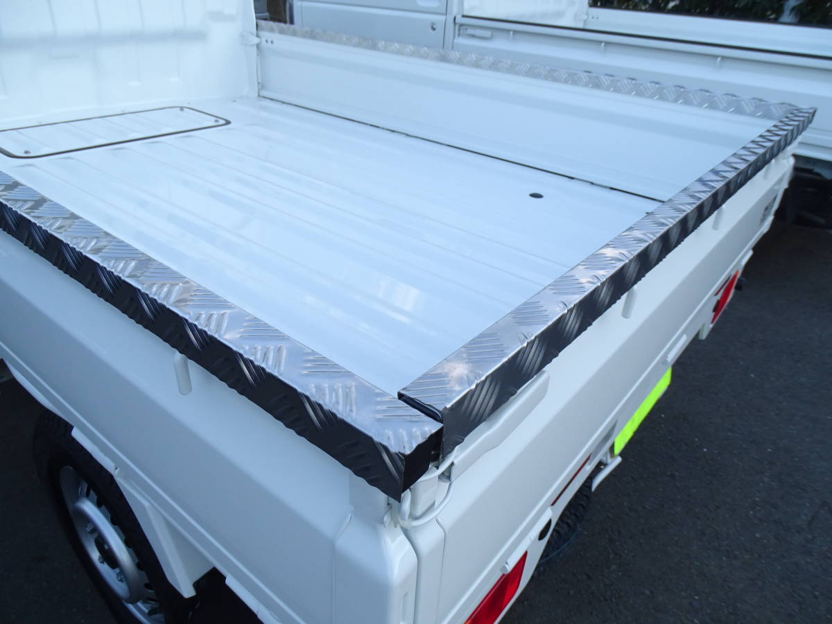 送料無料 ステンレス製 アオリカバー スズキスーパーキャリィ DA16T 専用 縞 シマ模様 左右+最後尾 上部3点 純正アオリ上かんたん装着拍卖