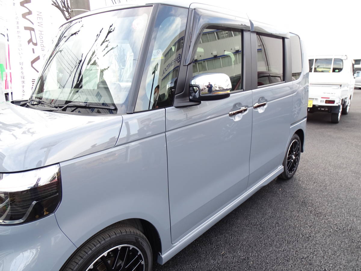 現行型 NBOXカスタム 標準グレード共通 6BA-JF5 JF6系 鏡面 メッキ ドアミラーカバー 左右 純正ドアミラー上にかんたん貼り付け装着 拍卖