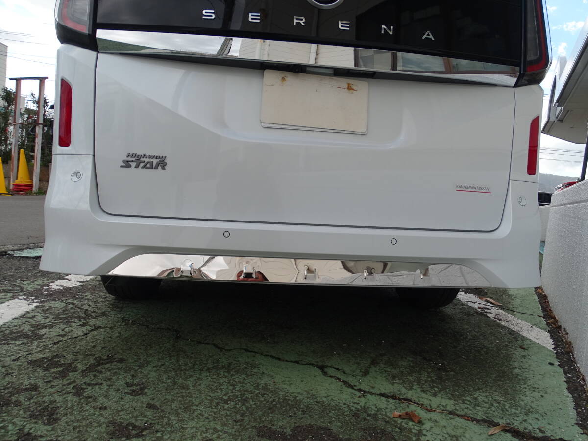 日産セレナ C28 リアバンパーカバー プロテクター デフューザー メッキ カバー ガーニッシュ キズ防止 ドレスアップ アクセサリー 専用設計拍卖